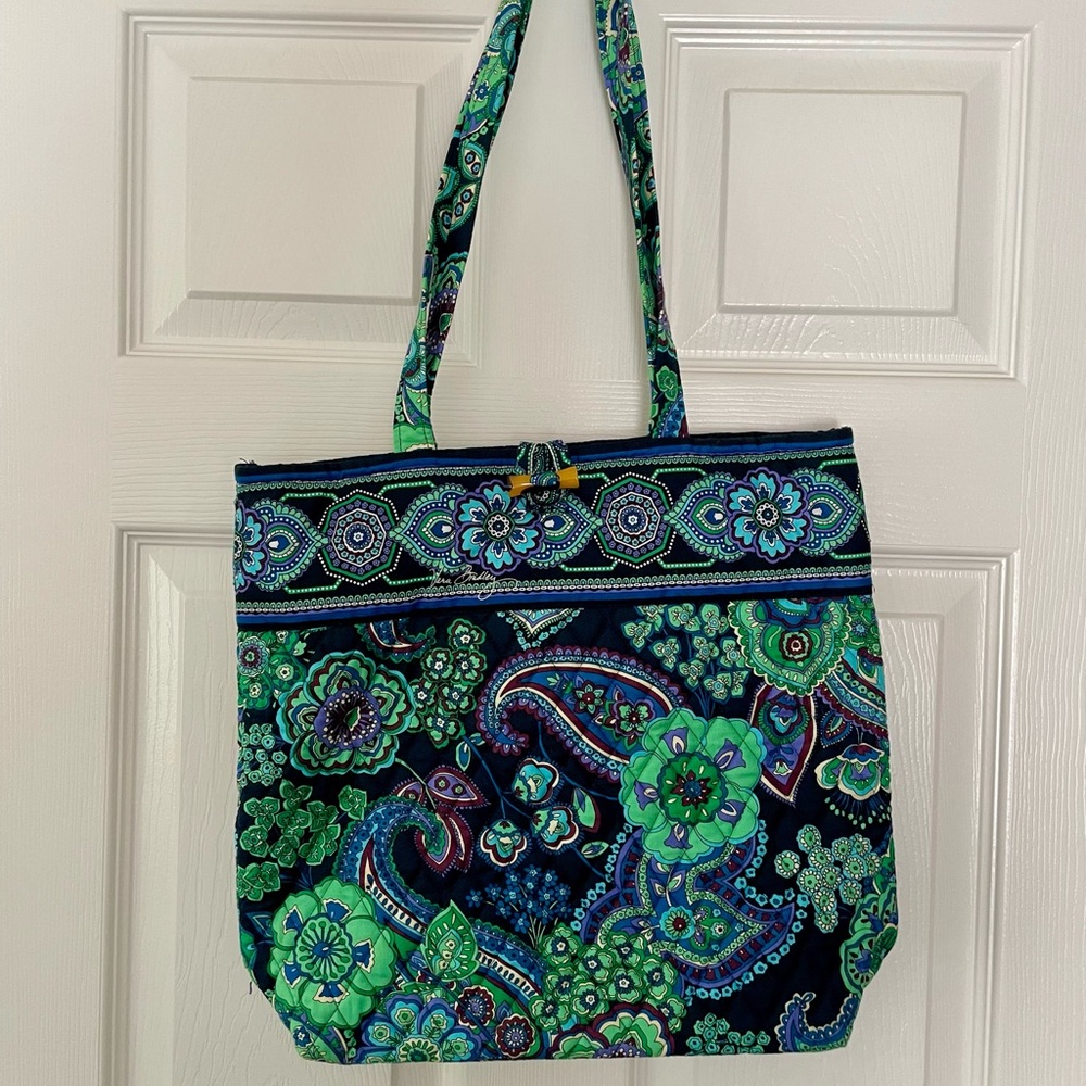 NWOT Vera Bradley Quilted Blue and Green Paisley Tote